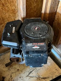 PALLET OF GASOLINE AND ELECTRIC MOTORS