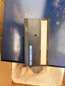 CHAMBERLAIN GARAGE DOOR OPENER