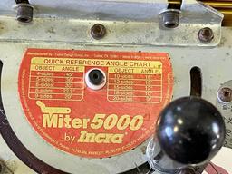 INCRA MITER 5000 TABLE SAW GAUGE WITH SLED