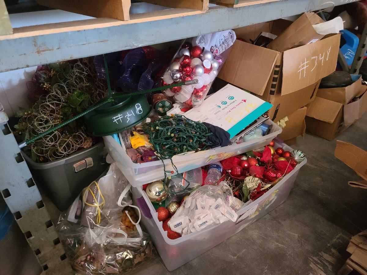 Lot w/Christmas Decor (Shelf Not Included)