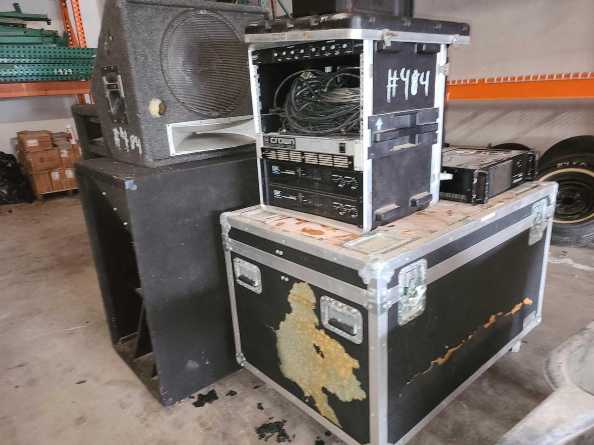 Lot w/DJ Set, Speakers