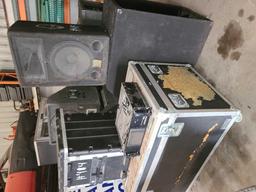 Lot w/DJ Set, Speakers