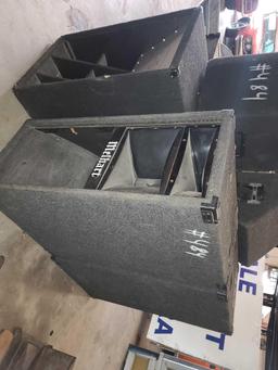 Lot w/DJ Set, Speakers