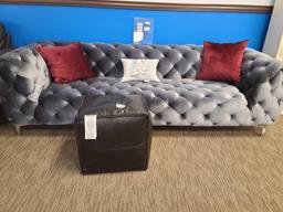 Kamden Chesterfield Sofa