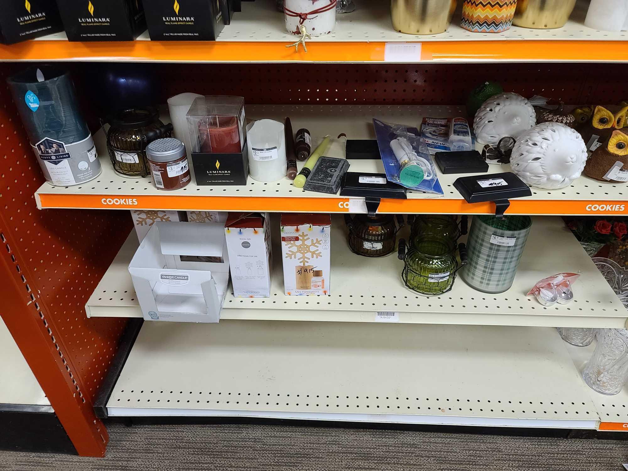 Lot w/Candles (Rack Not Included)