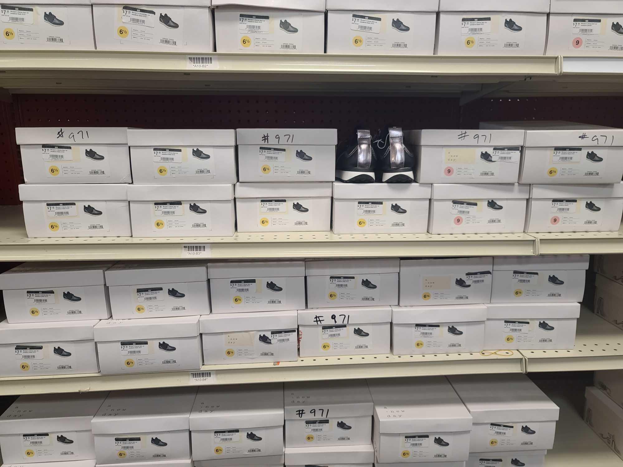 Lot w/Women's Deena Lace Up Sneaker Shoes(Rack Not Included)