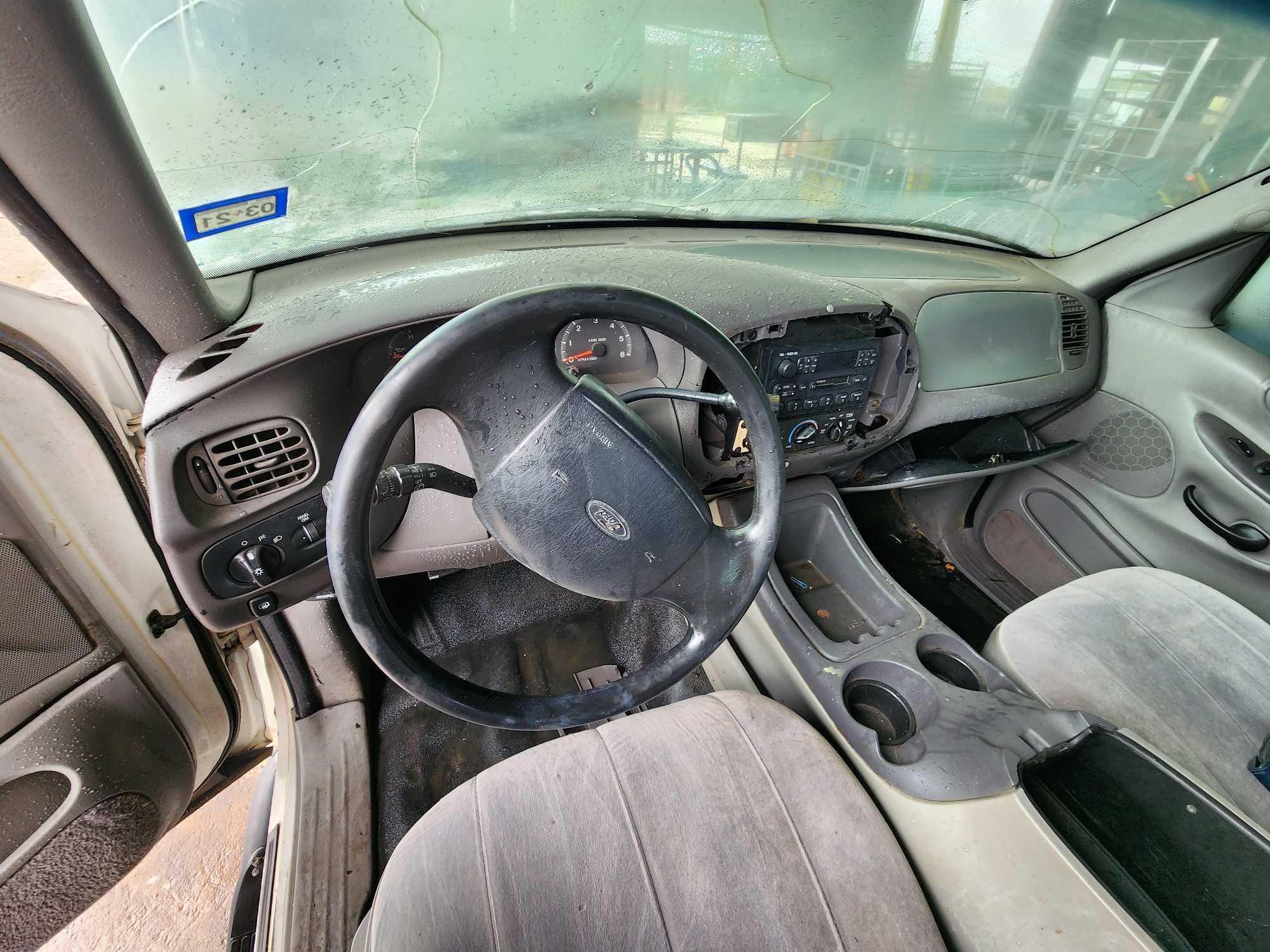 1998 Ford Expedition Multipurpose Vehicle (MPV), VIN # 1FMRU17L2WLB96320