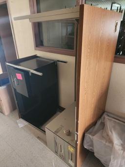 (2) Office Desks