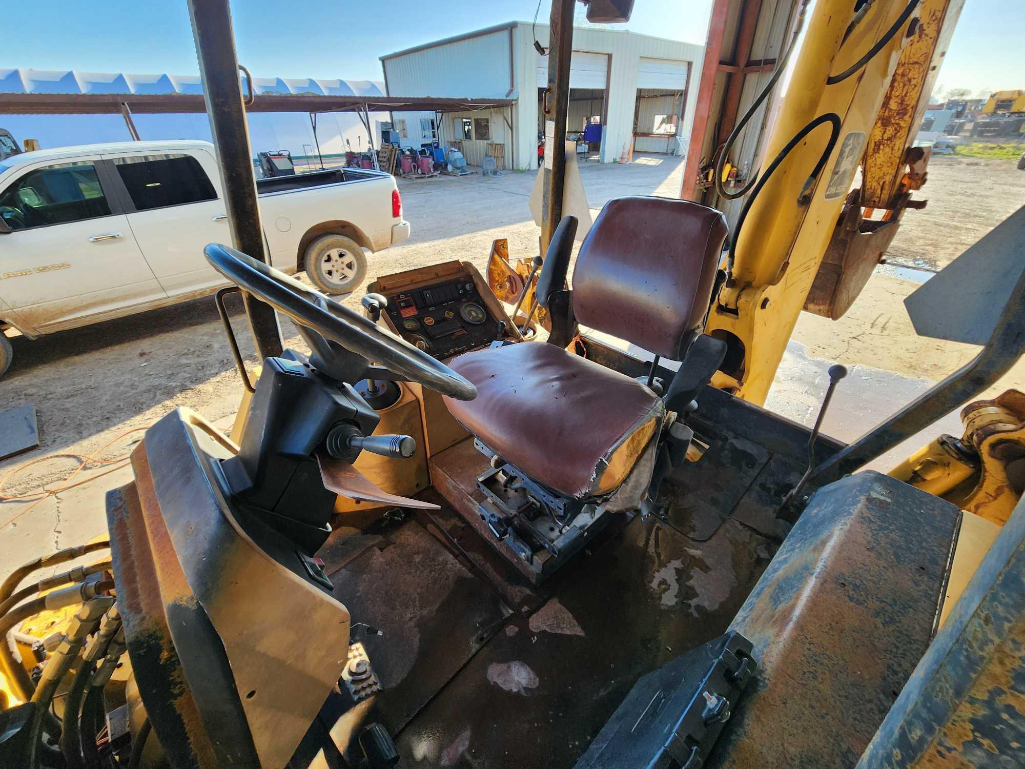 John Deere 300D Backhoe Loader