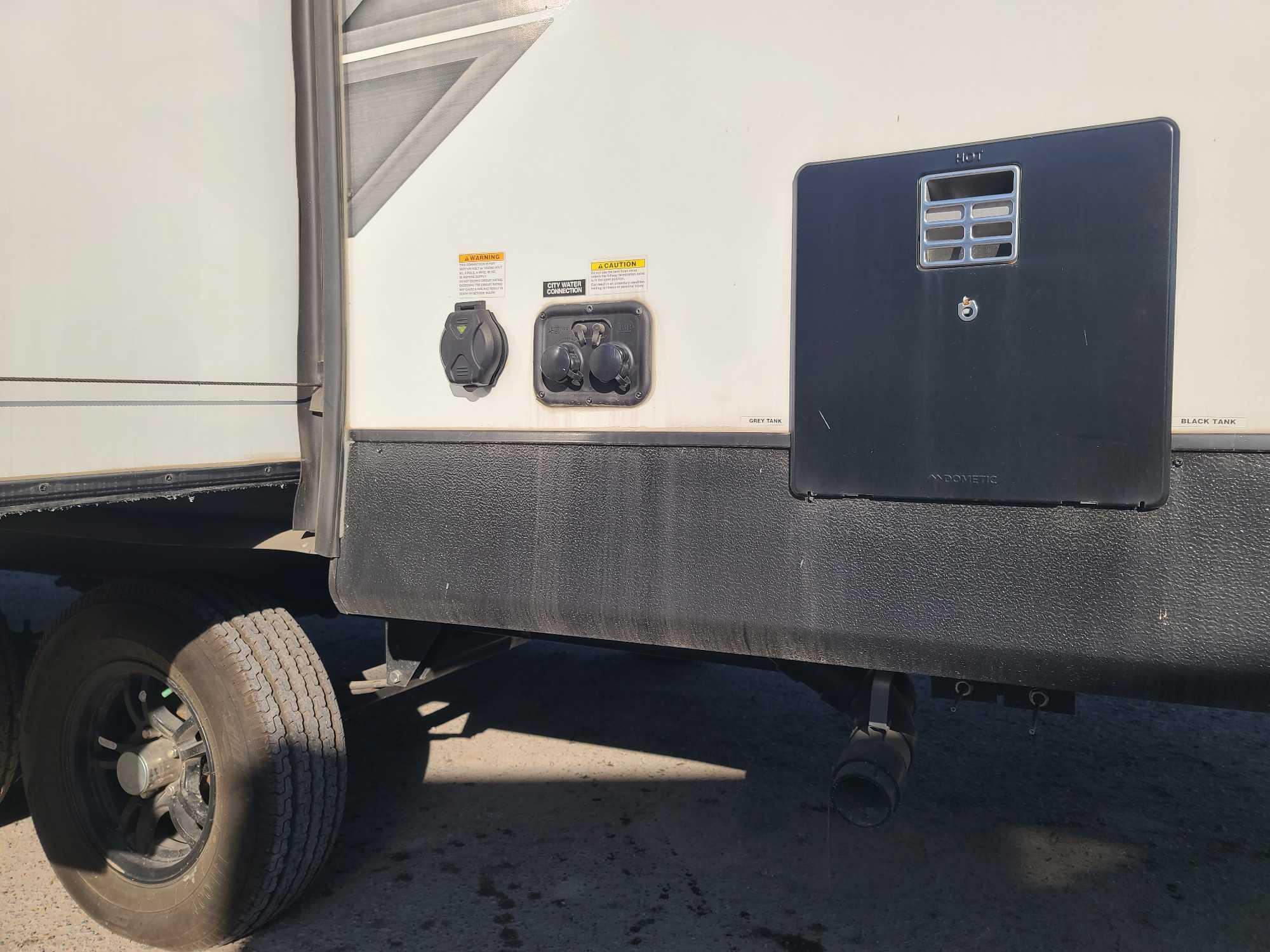 2022 DUTCHMEN KODIAK ULTRALITE 283BHSL RV, VIN # 4YDTKDN28NJ973148 (New/Unused)