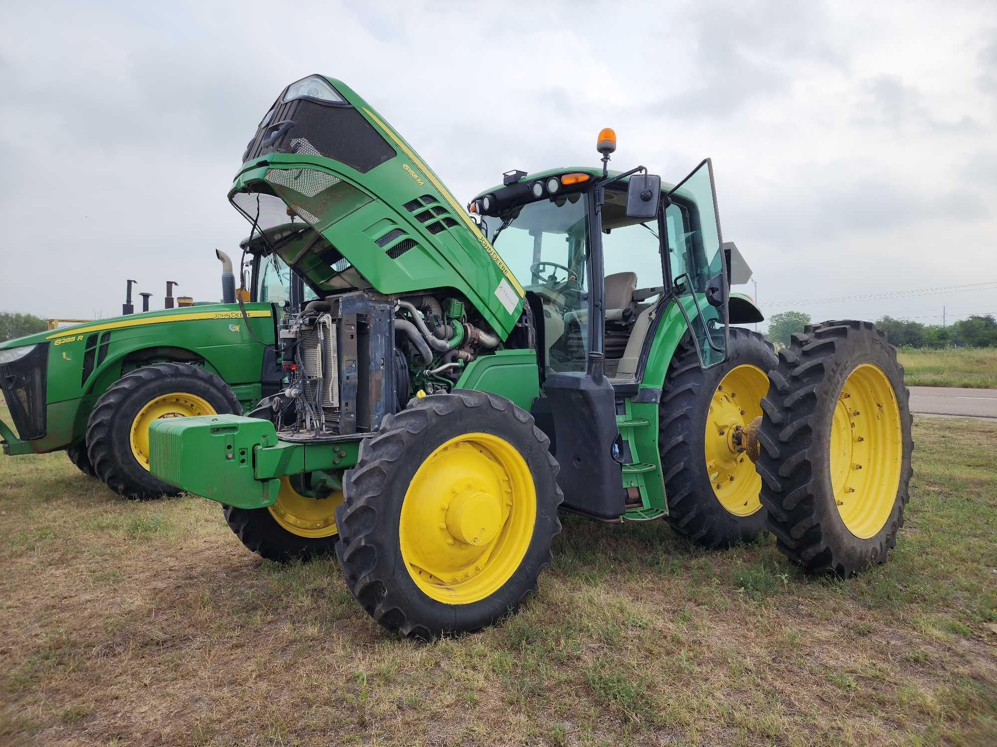 2016 John Deere 6155M Row Crop Tractor w/ AC Cab