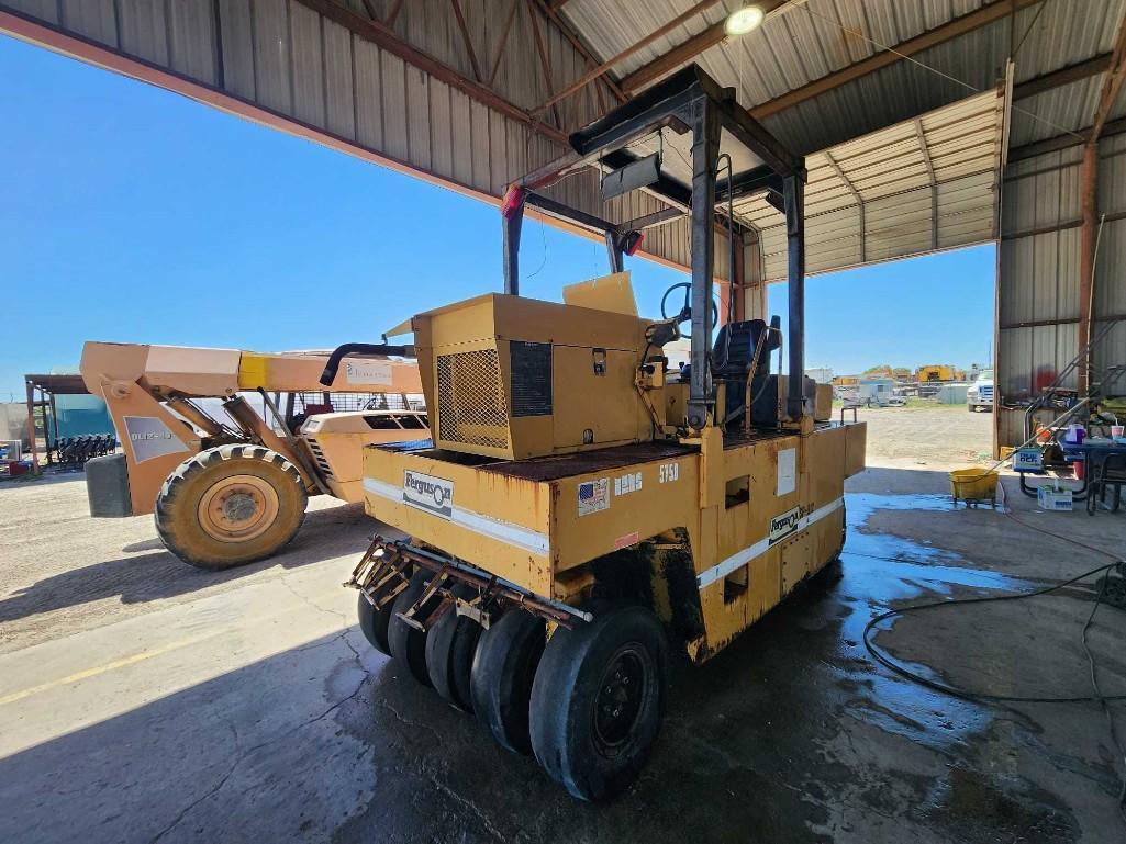 1996 Pneumatic SP-912 Ferguson Roller Compactor