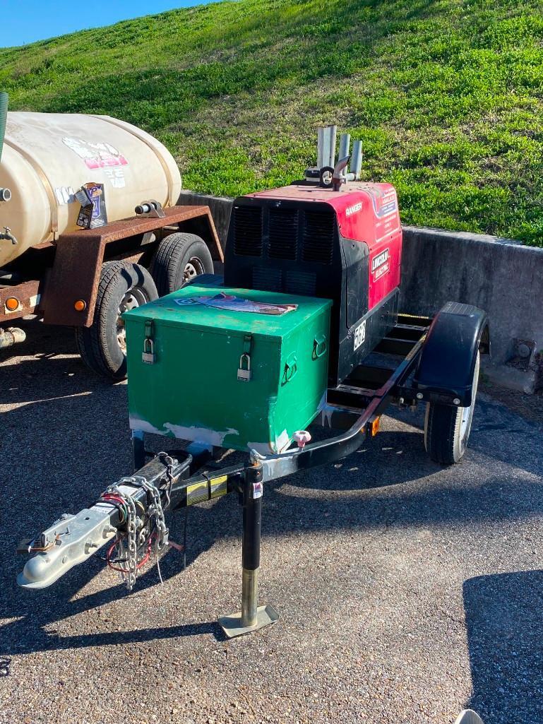 Lincoln Electric 305G Ranger Welder/Generator on Trailer