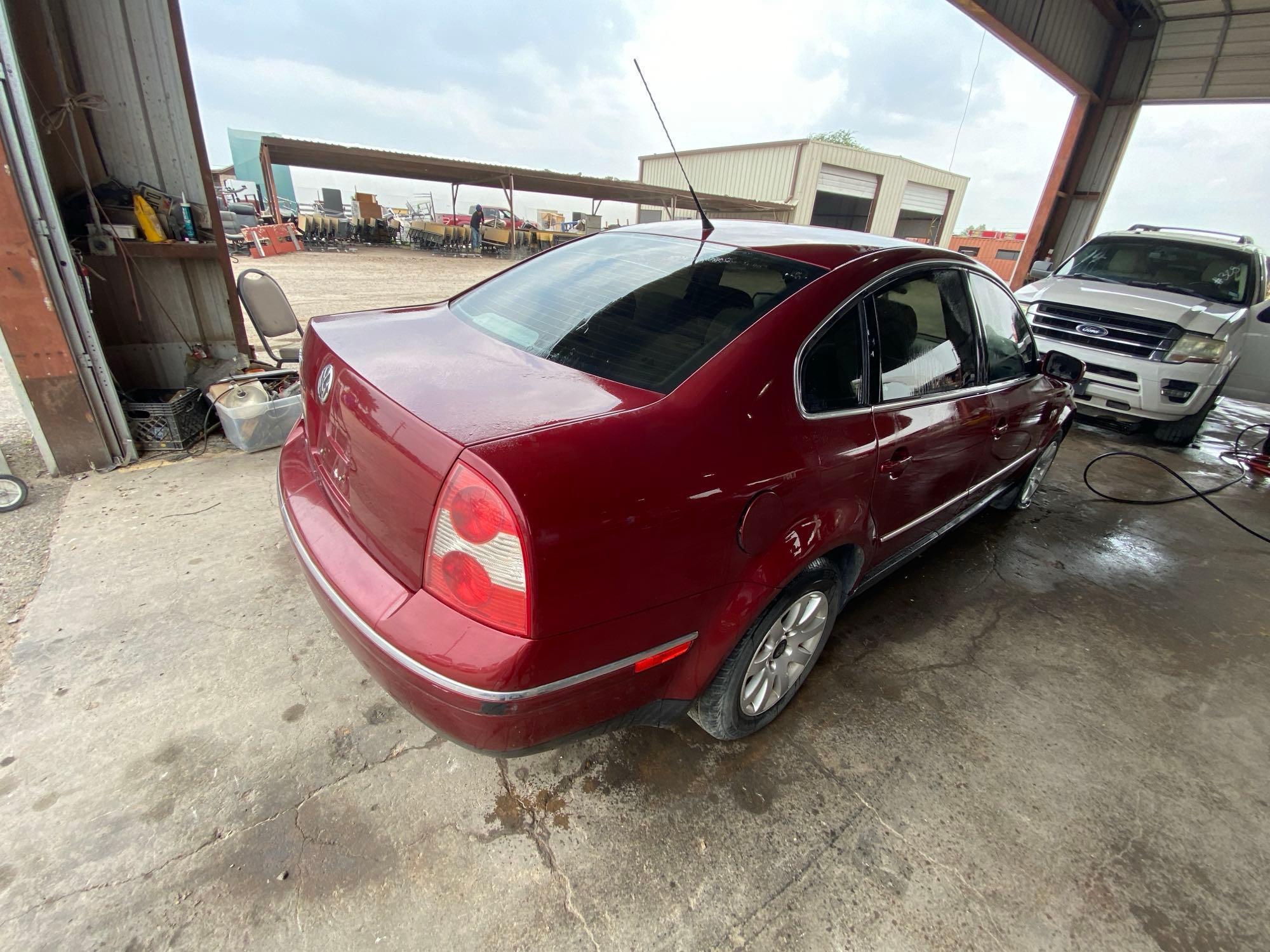 2004 Volkswagen Passat Passenger Car, VIN # WVWMD63B34E113830