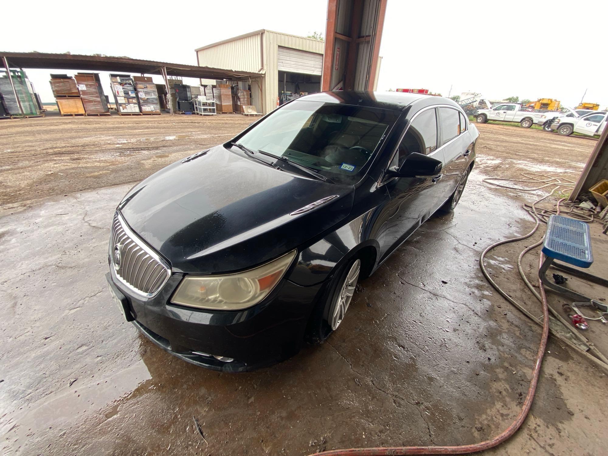 2011 Buick LaCrosse Passenger Car, VIN # 1G4GC5ECXBF120826