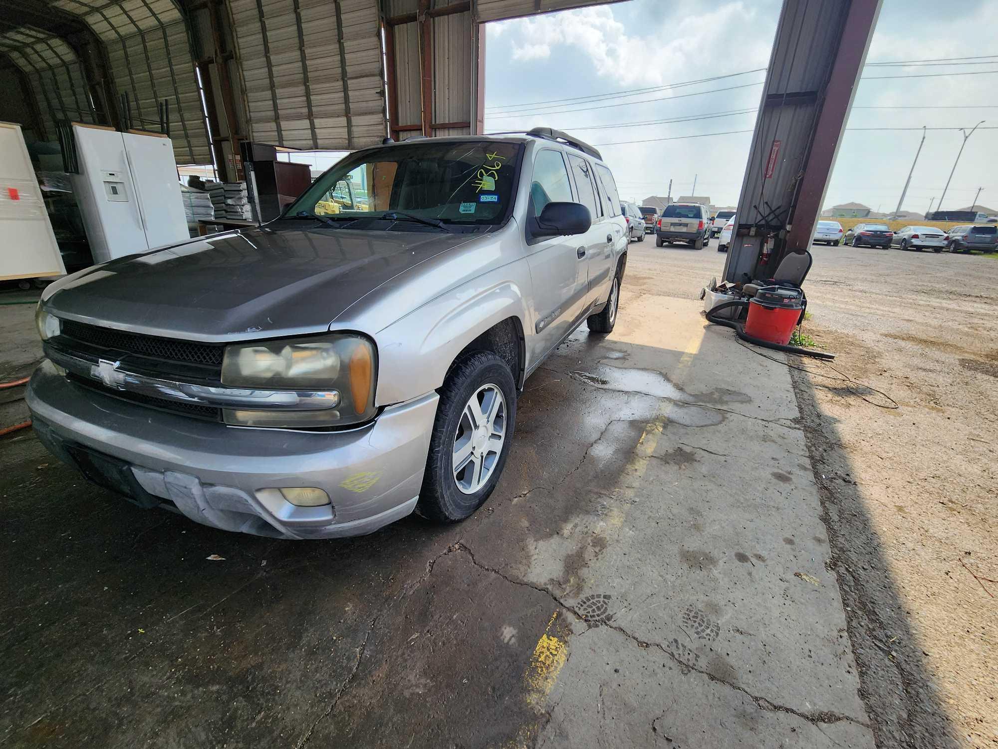 2004 Chevrolet TrailBlazer EXT Multipurpose Vehicle (MPV), VIN # 1GNES16S646241442