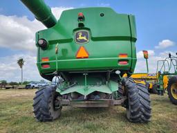 2013 John Deere S680S STS Combine