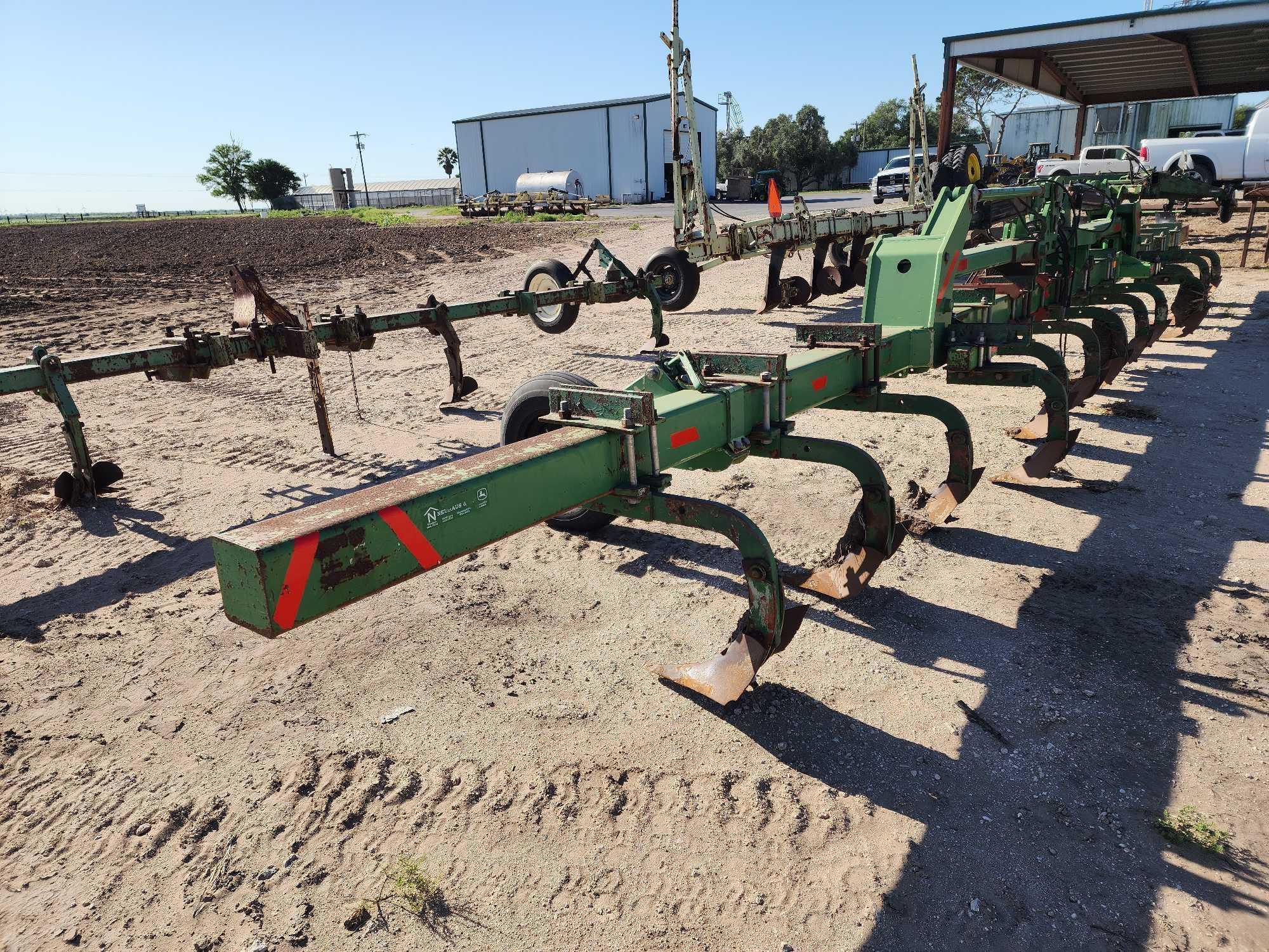 12-Row Bedder