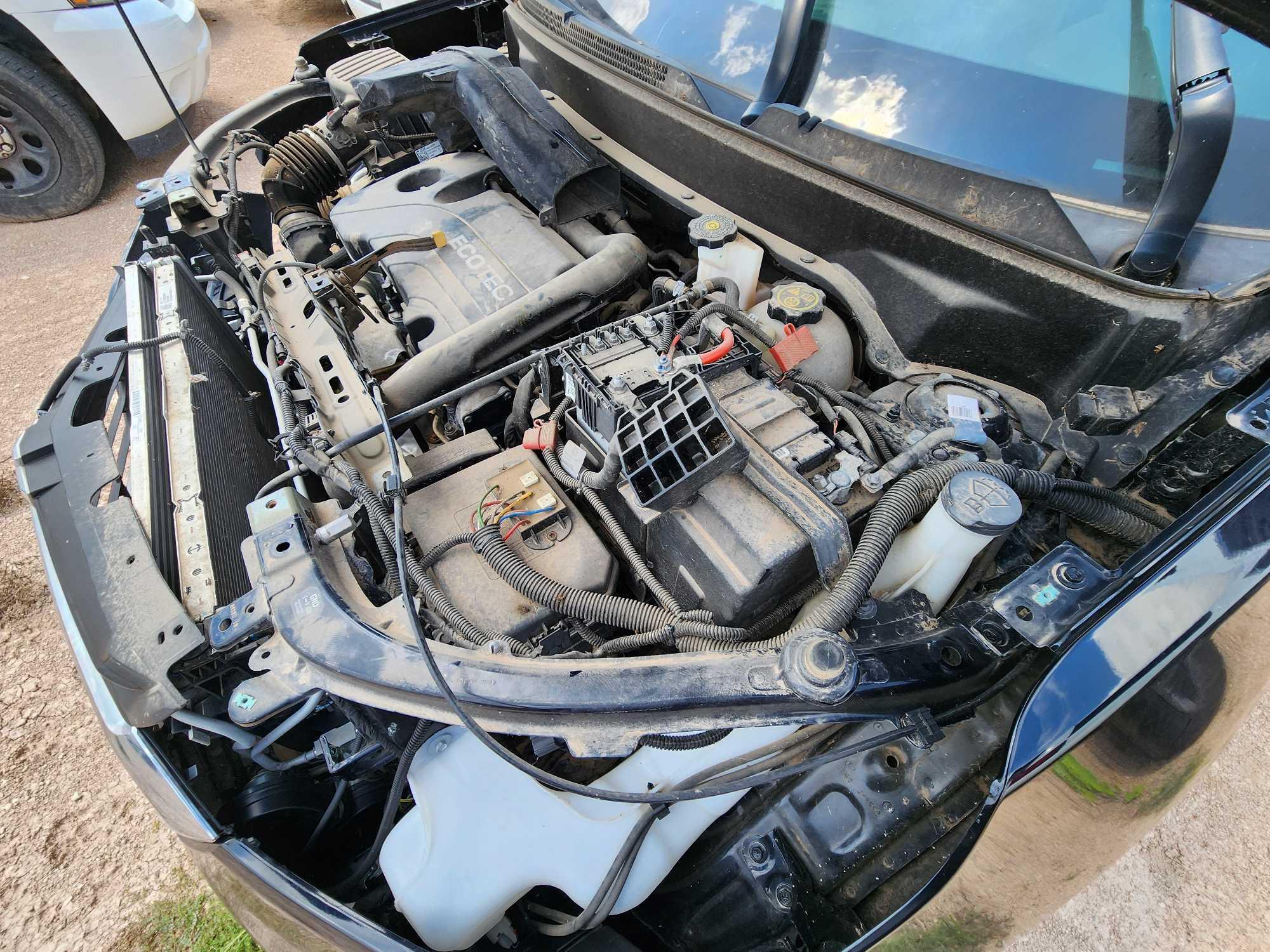 2020 Chevrolet Equinox Multipurpose Vehicle (MPV), VIN # 2GNAXHEV6L6162222