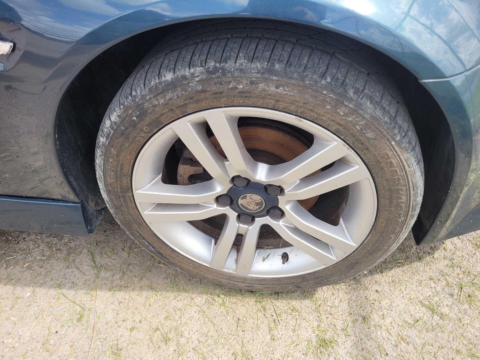 2009 Pontiac G8 Passenger Car, VIN # 6G2ER57709L170776