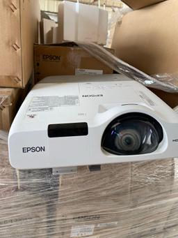 (1) Pallet w/ Epson...EB-L210SW PowerLite MultiLite Projectors and Short Throw Projector Wall Mounts