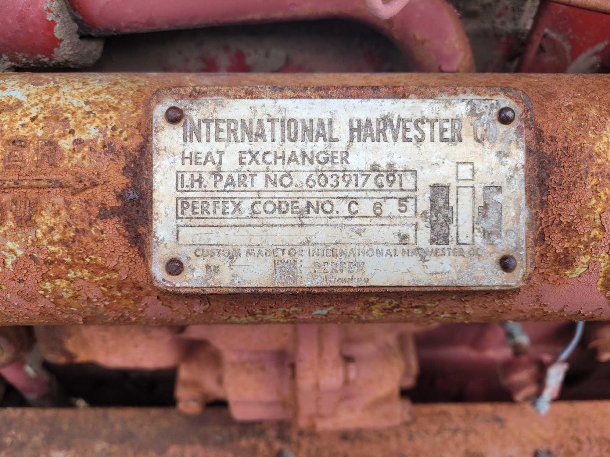 International F-1206 Tractor, Srl. # 7699