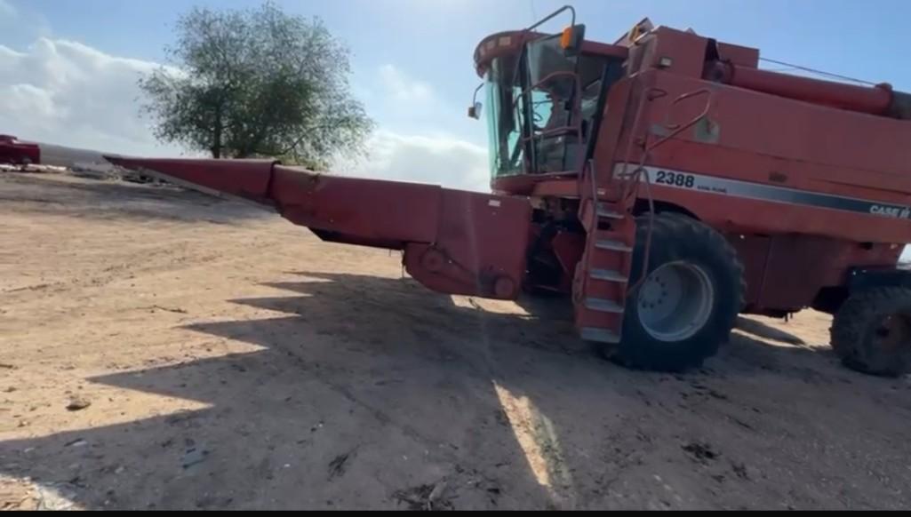 1998 CASE IH 2388 COMBINE/CORN HEADER