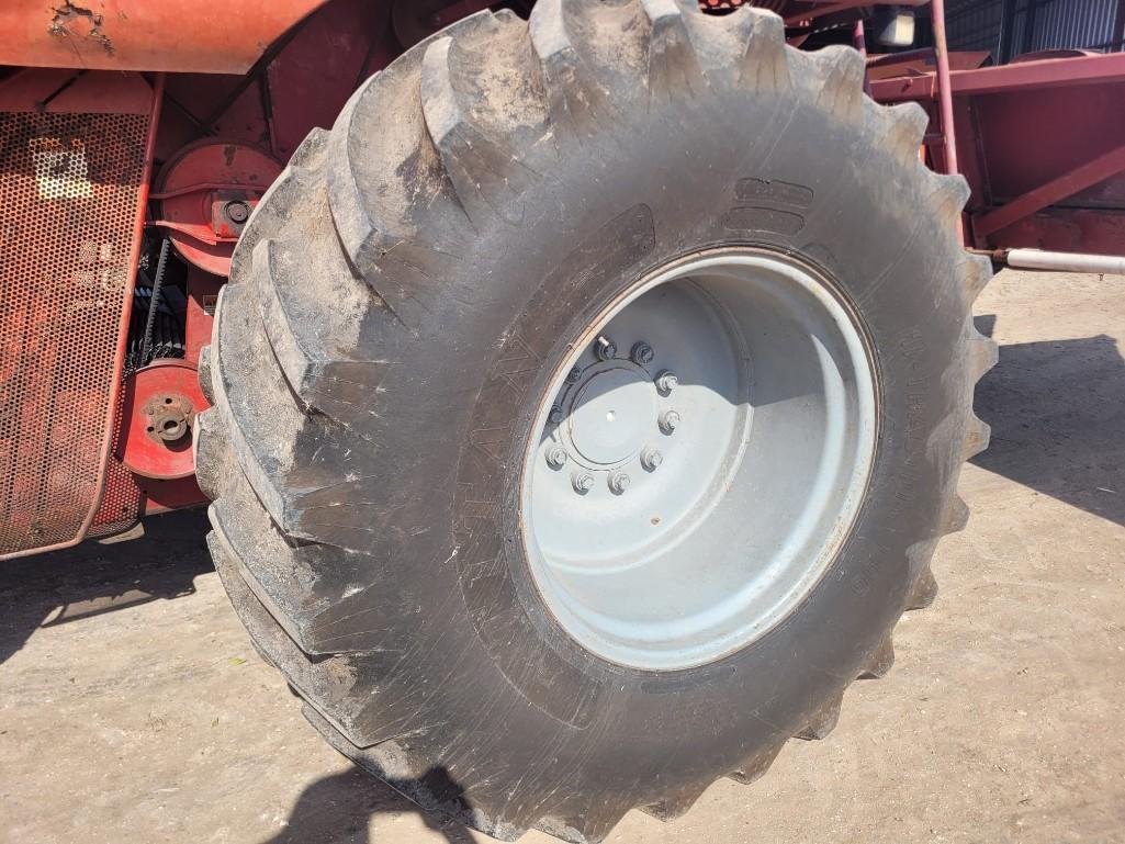 1998 CASE IH 2388 COMBINE/CORN HEADER
