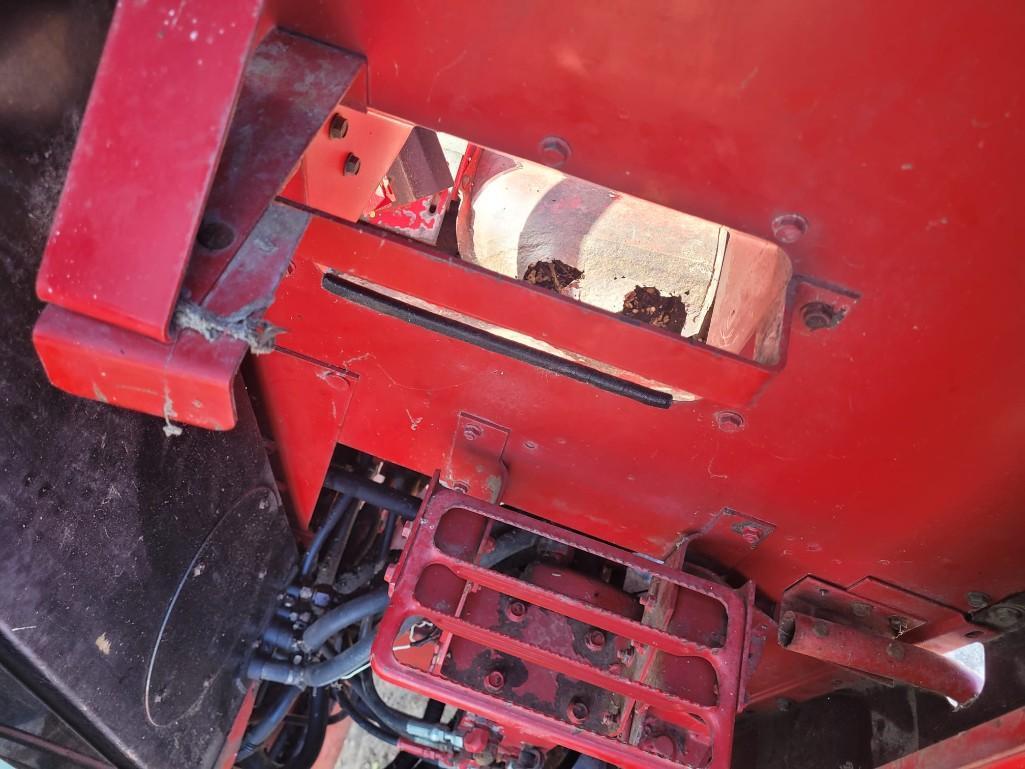 1998 CASE IH 2388 COMBINE/CORN HEADER