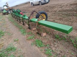 John Deere 9-Row Bedder