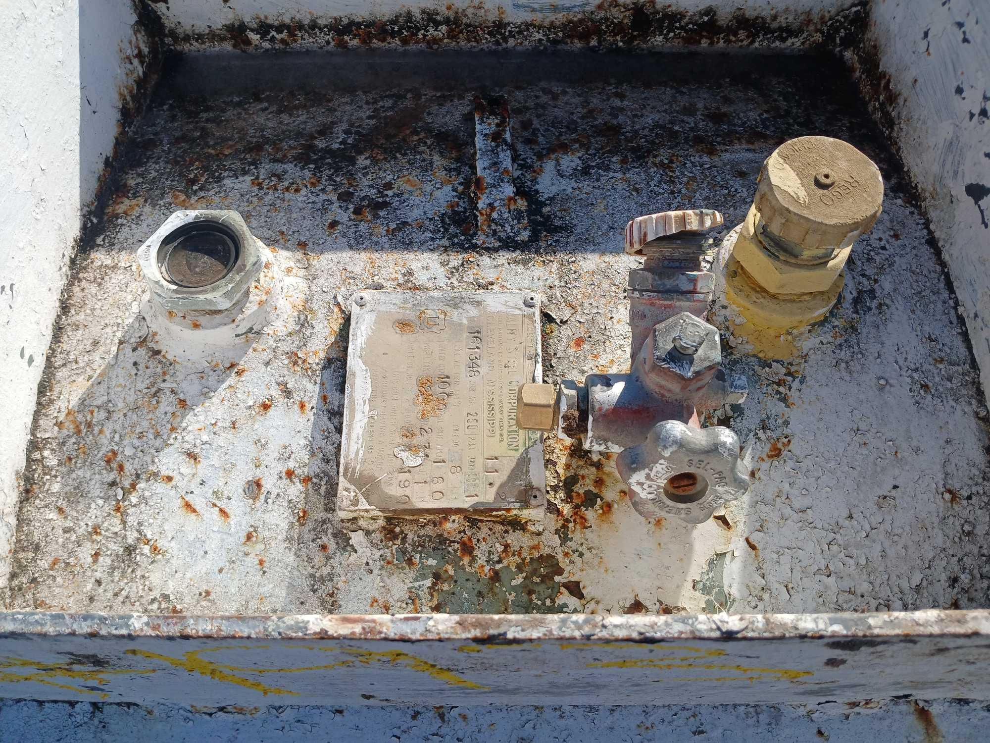 1000 Gal. Propane Tank