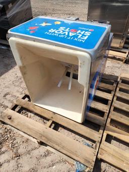 Cornelius Commercial Ice and Beverage Dispenser, Srl# 62A1536ED010 on Pallet