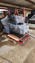 Pallet w/ (1) Table, (1) Desk, (3) Cushioned Chairs, (3) Rolling Desk Chairs, etc,