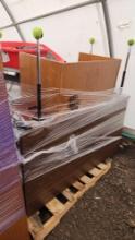 (5) Tables, (1) Cubicle Desk Top on Pallet