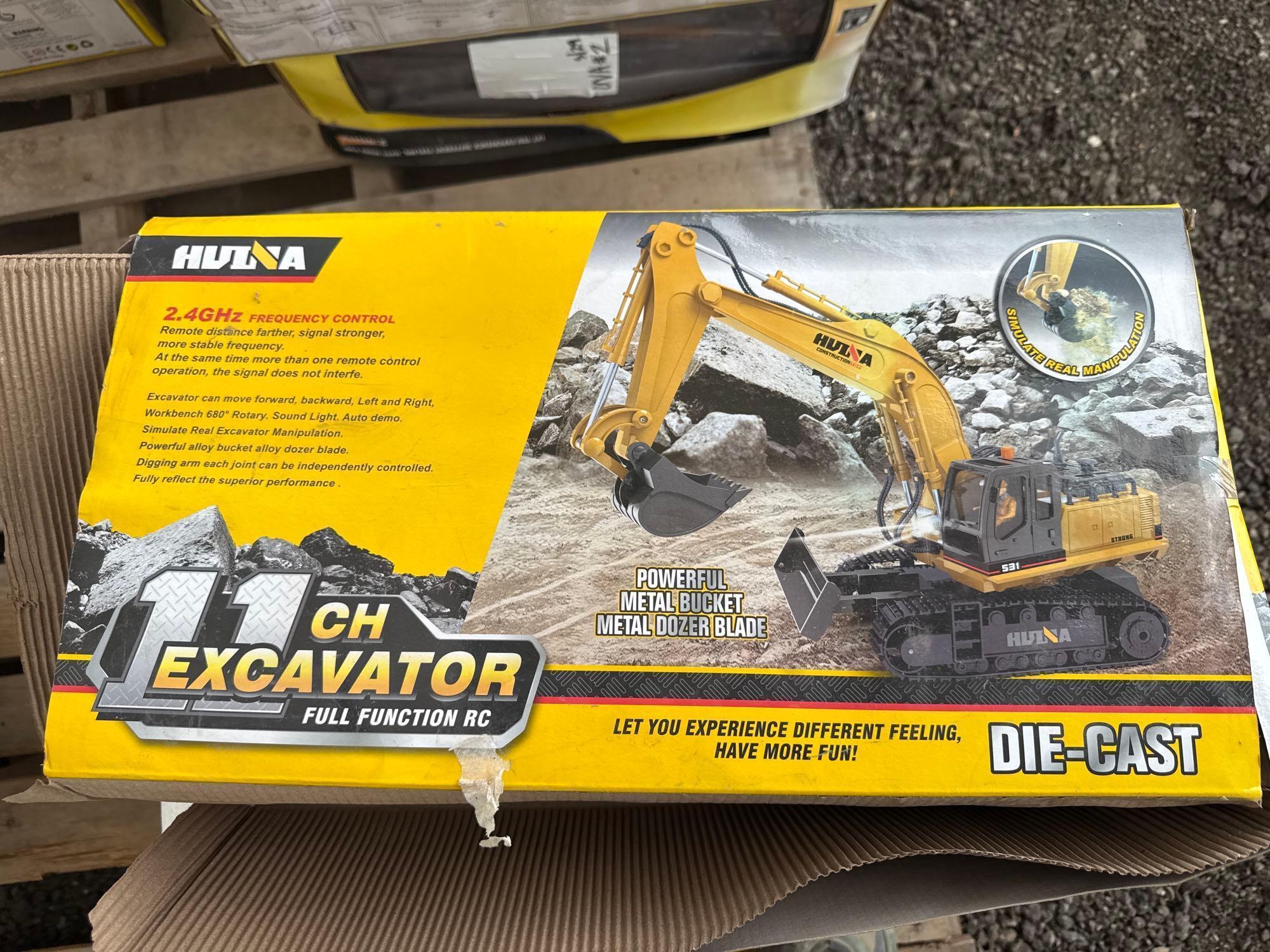 (2) Unused Huina Alloy Remote Controlled Die-Cast Excavator Toys, (2X's THE $MONEY)