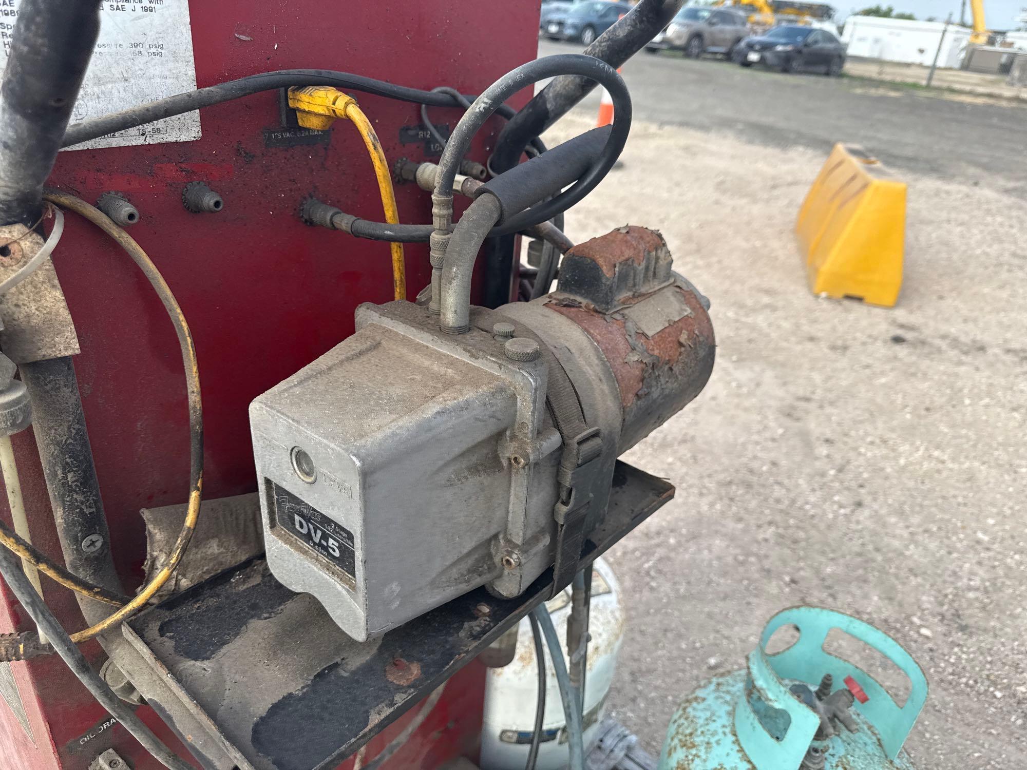(1) Blue Point Model 160-019-903 Refrigerant Recovery Machine Srl.#H483412 Hrs: 00368, (3) Tanks