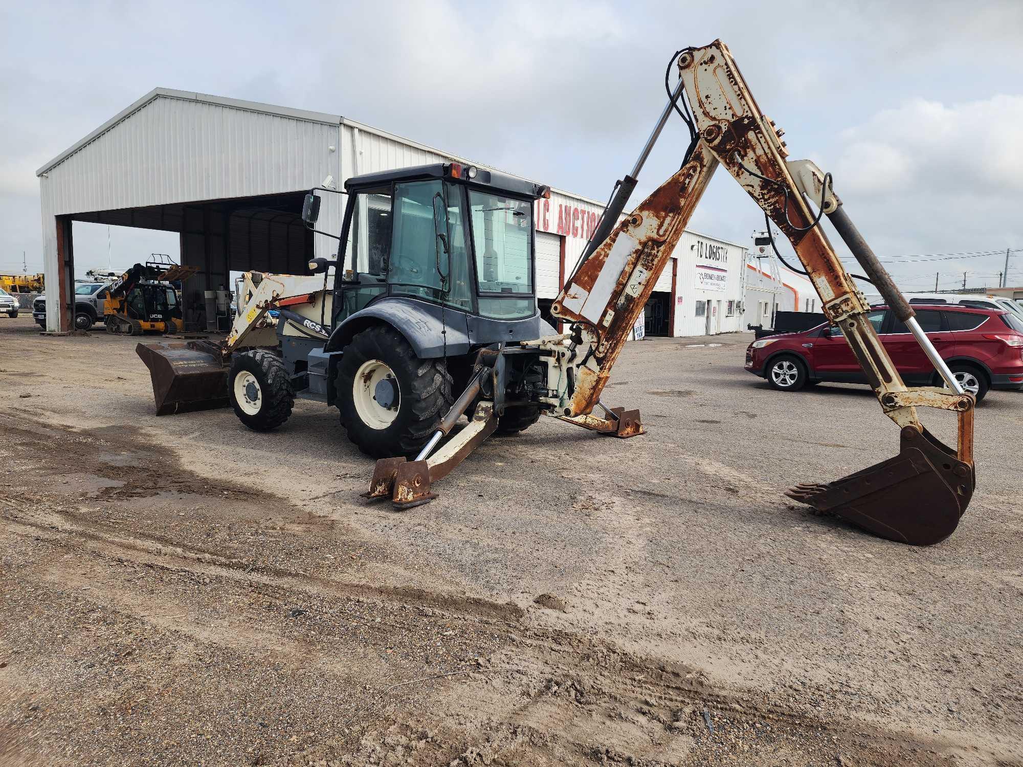 Terex 760 Xtendahoe 4x4 Backhoe, Enclosed Cab, Model# CM7626