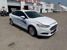 2014 Ford Fusion Hybrid Passenger Car, VIN # 3FA6P0UU1ER221221