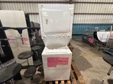 (1) Kenmore Heavy-Duty Washer/Dryer Combo