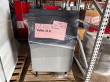 (1) Commercial Ice Bin