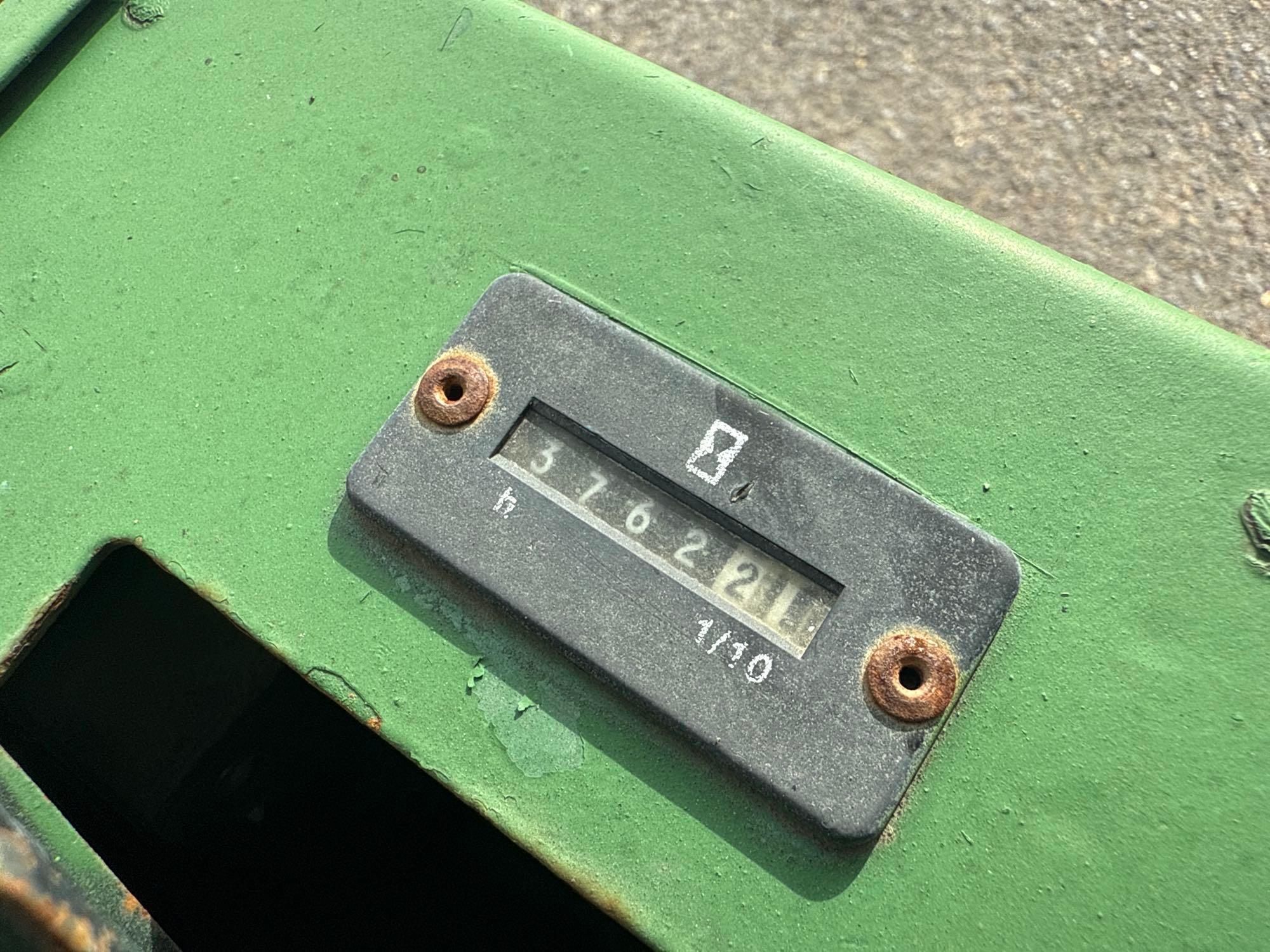 John Deere F911 Front Mount Riding Mower