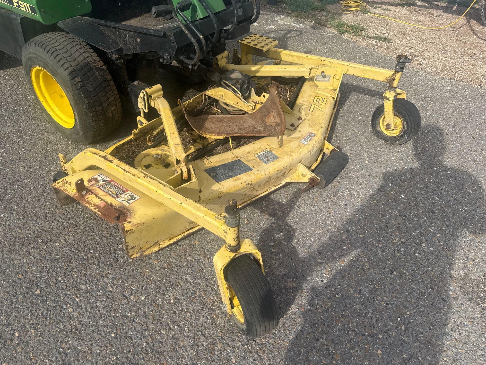 John Deere F911 Front Mount Riding Mower