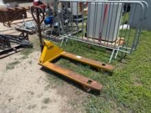 (1) Pallet Jack