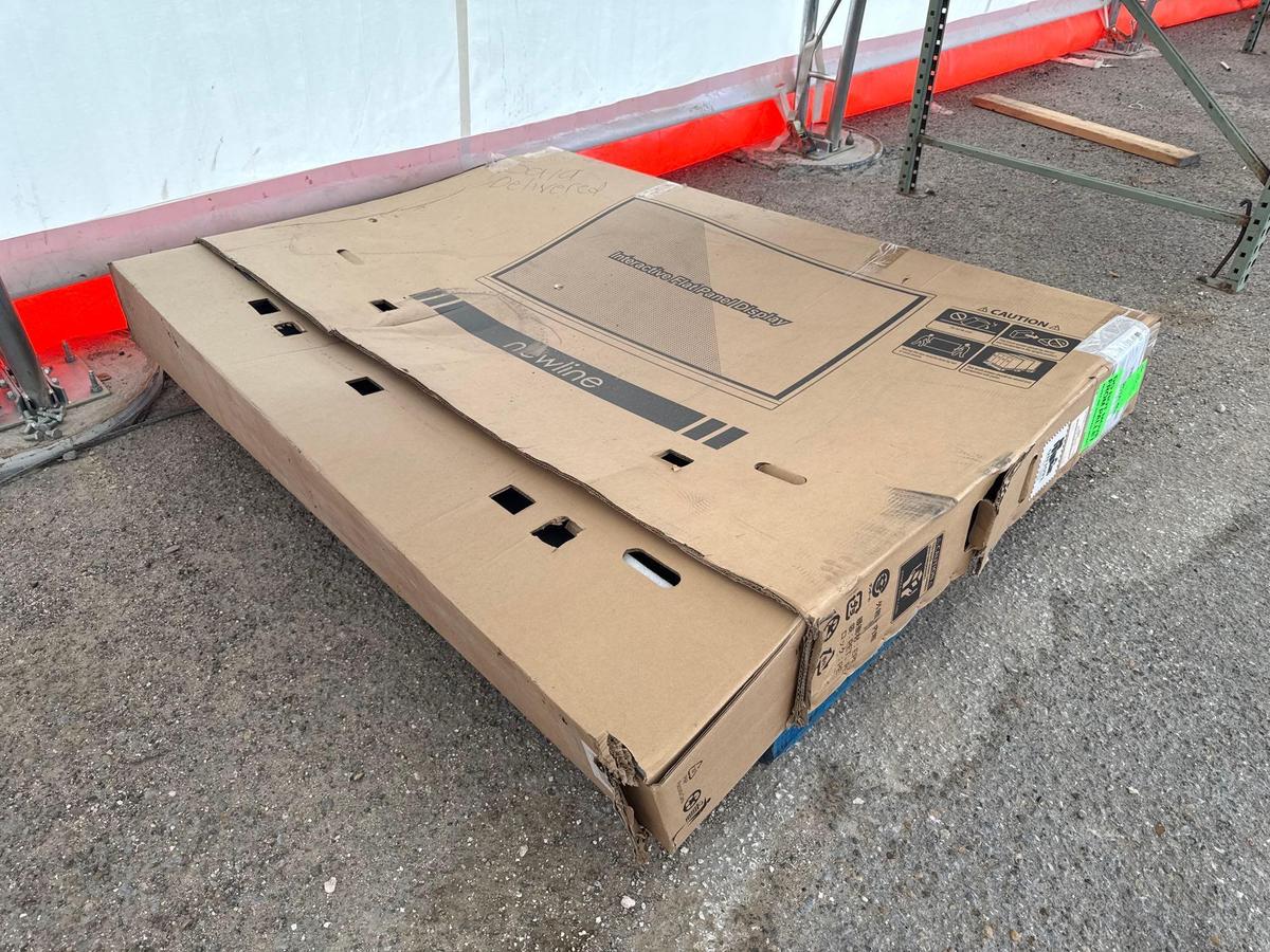 (1) Newline Interactive Flat Panel Display on Pallet