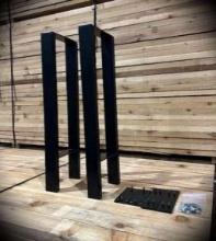 Group of New in Box Set of Black Metal 29" x 9" Two Sofa Table Legs