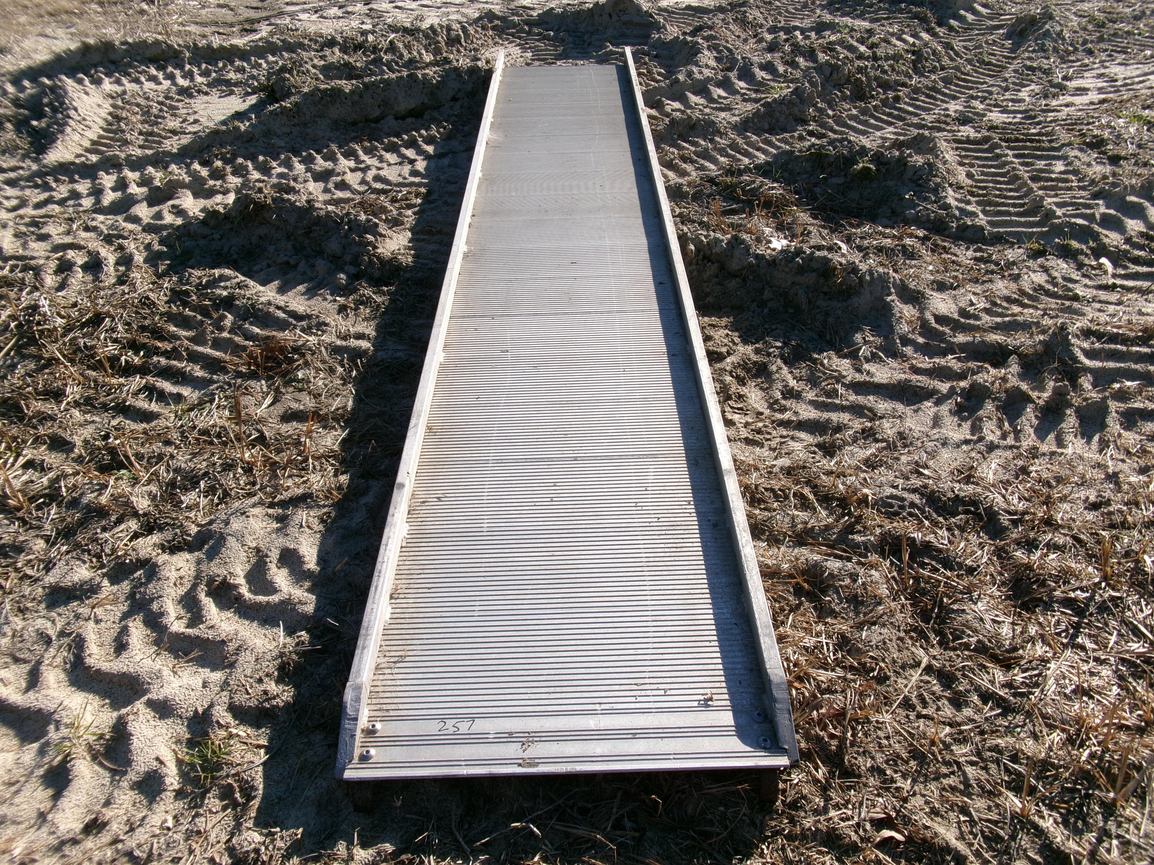 13' X 23" ALUMINUM RAMP
