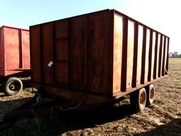 ROANOKE TANDEM AXLE PEANUT TRAILER