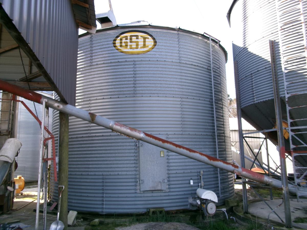 GSI 6000 BU BIN W/ FAN, 6” & 4” WELLS (OATS WILL BE REMOVED)