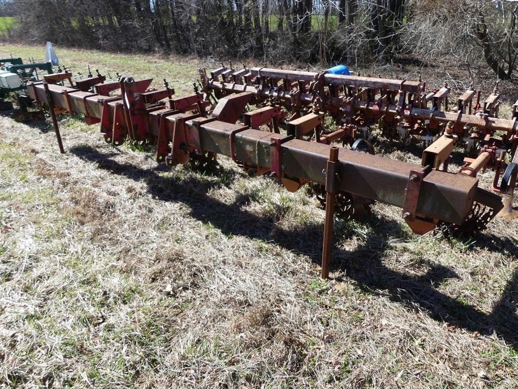 4 ROW ROLLING CULTIVATOR