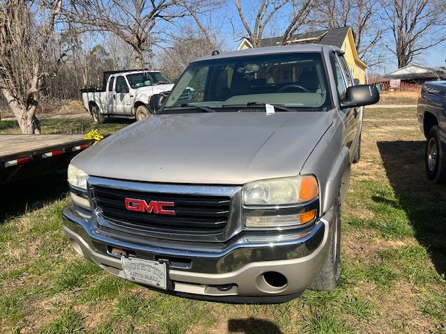 2004 GMC Z71  4WD AUTO TRANS 285K MILES